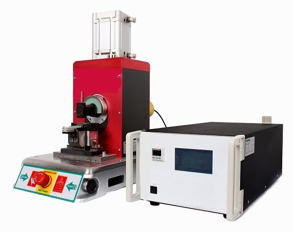 QR5000超聲波金屬焊接機